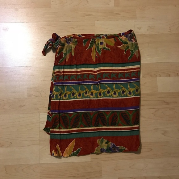 Vintage Floral Wrap Skirt - Picture 4 of 4